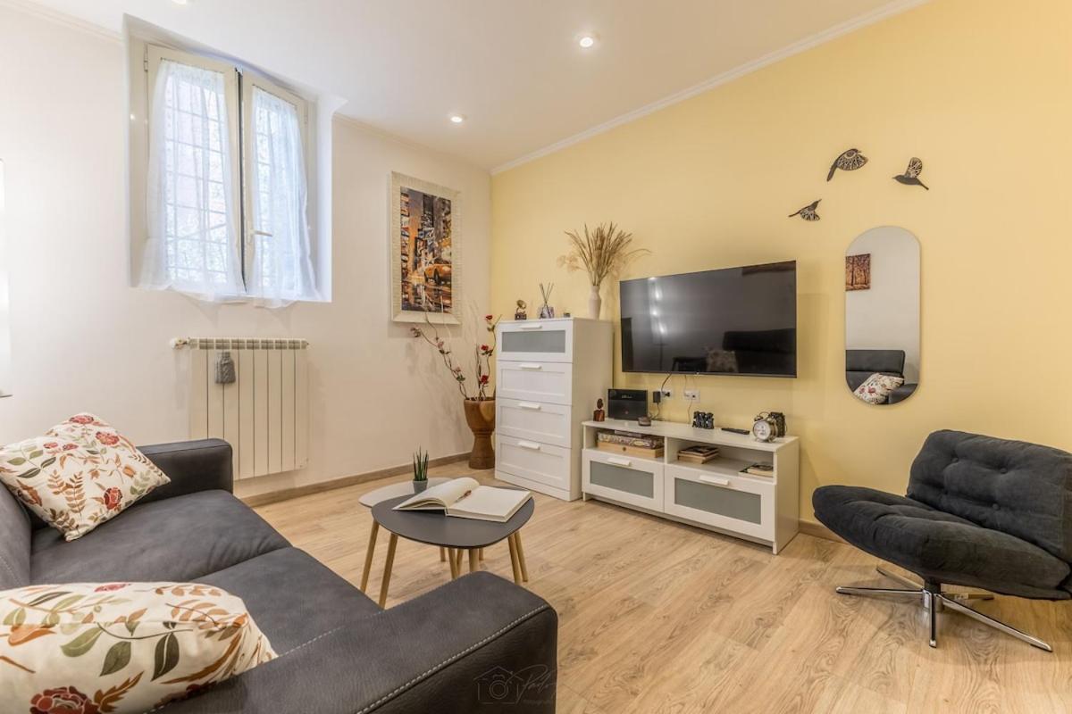 Apartment Trilocale Vicino Metro B Con Self Check In E Wi-fi Rome